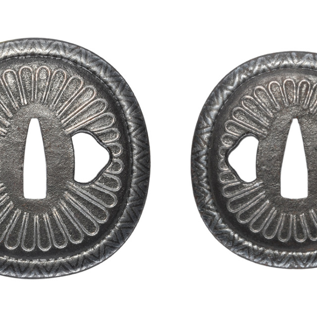 Tsuba [Mumei Higo Kikka-zu Daisho-Tsuba][N.B.T.H.K] Tokubetsu Hozon Tosogu